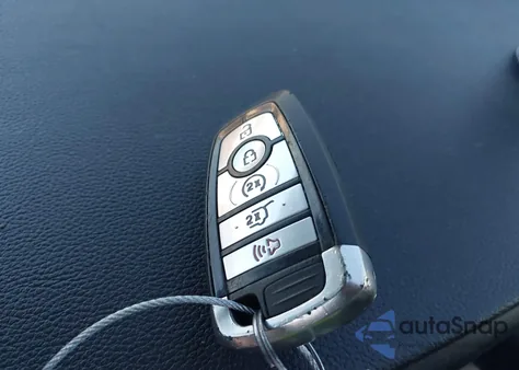 2020 Ford Explorer Xlt z USA, uszkodzony, nr VIN 1FMSK7DH5LGC76161